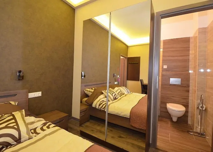 Gazde/Camere de închiriat Fig Tree House Budapesta